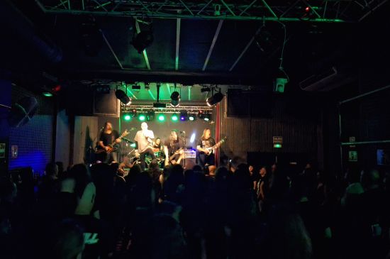 [CRÓNICA] VIO-LENCE NOS BRINDA UNA SOBERANA LECCIÓN DE THRASH METAL DE LA VIEJA ESCUELA DEL ÁREA DE LA BAHÍA DE SAN FRANCISCO